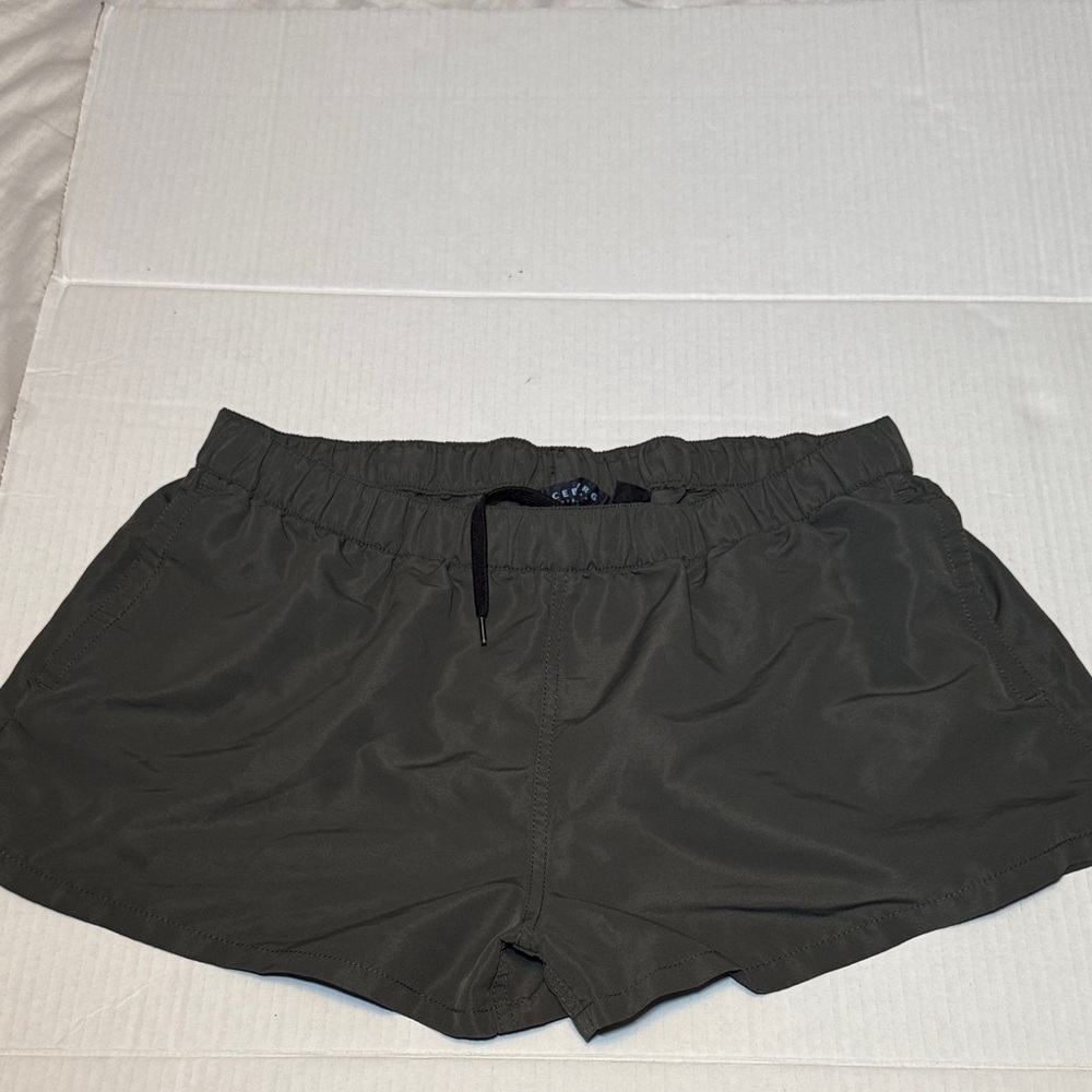 Iceburg Outerwear Drawstring Women's Athletic Gym Shorts Size XL Short Shorts